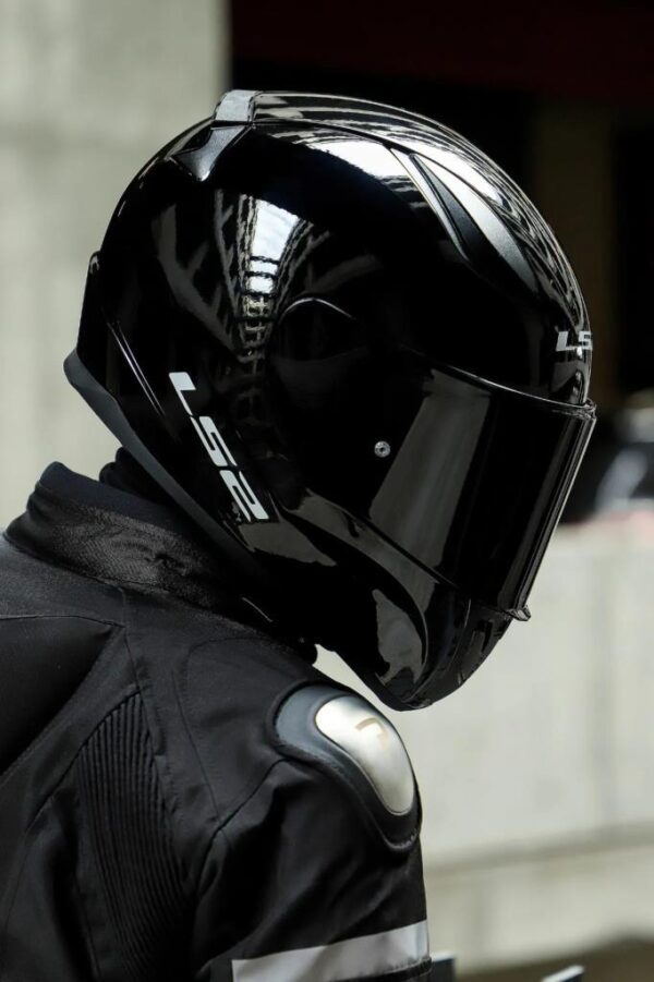 LS2 RAPID 2 PARLAK SİYAH KASK